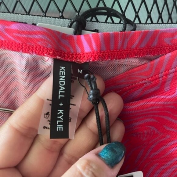 Kendall + Kylie 2 Piece & Sarong Cover Up Red 3 Pc Set Size Medium - Picture 14 of 16